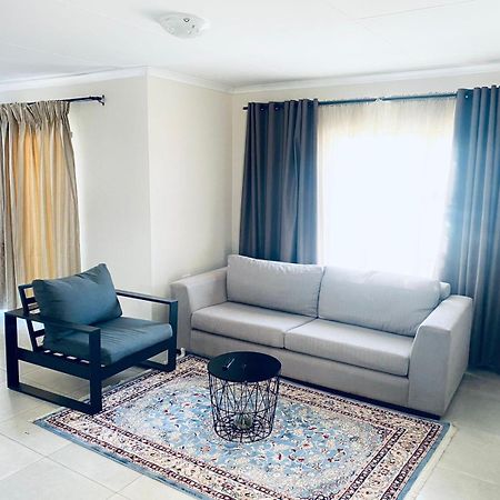 Tranquility Guesthouse Standerton Exterior photo