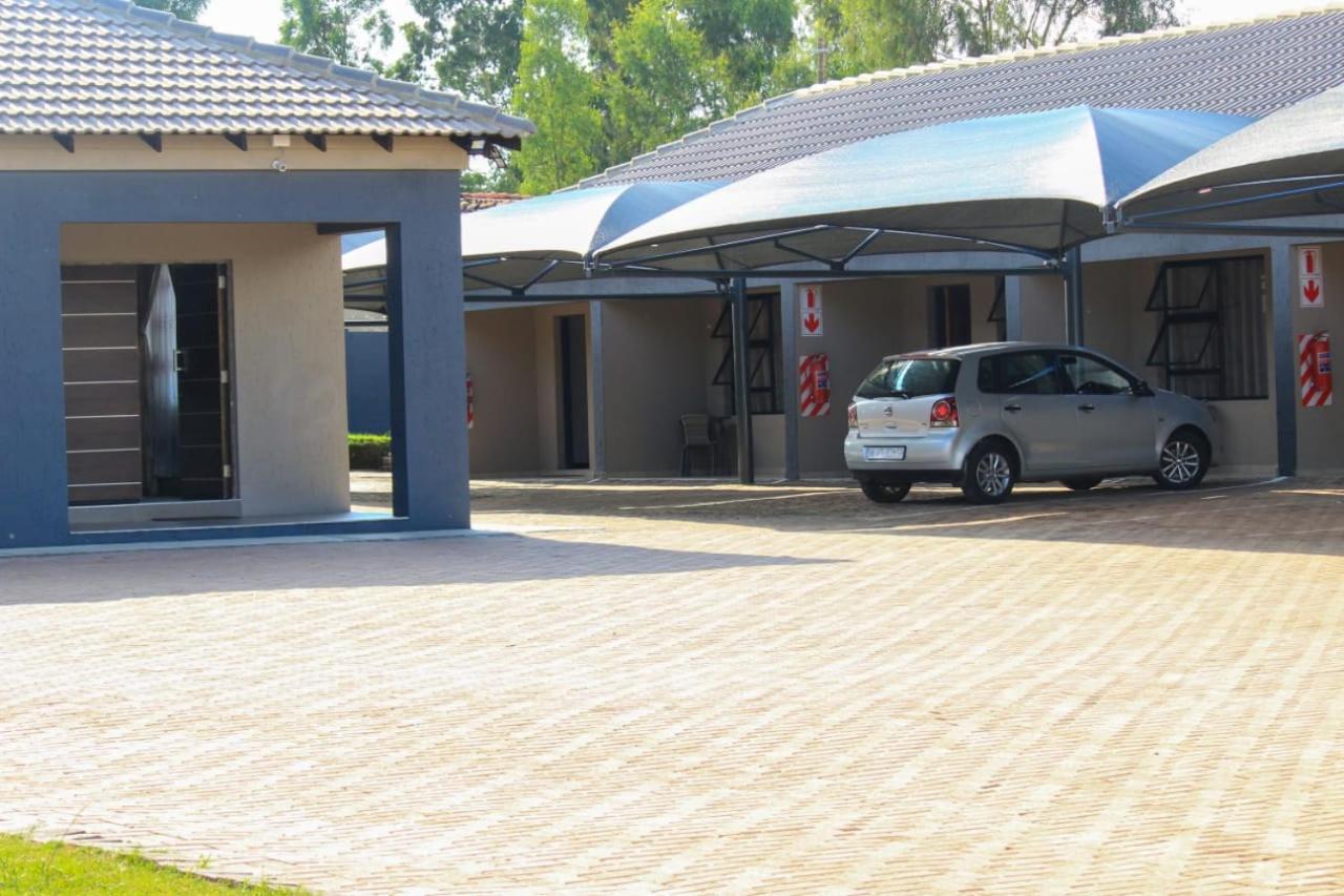 Tranquility Guesthouse Standerton Exterior photo