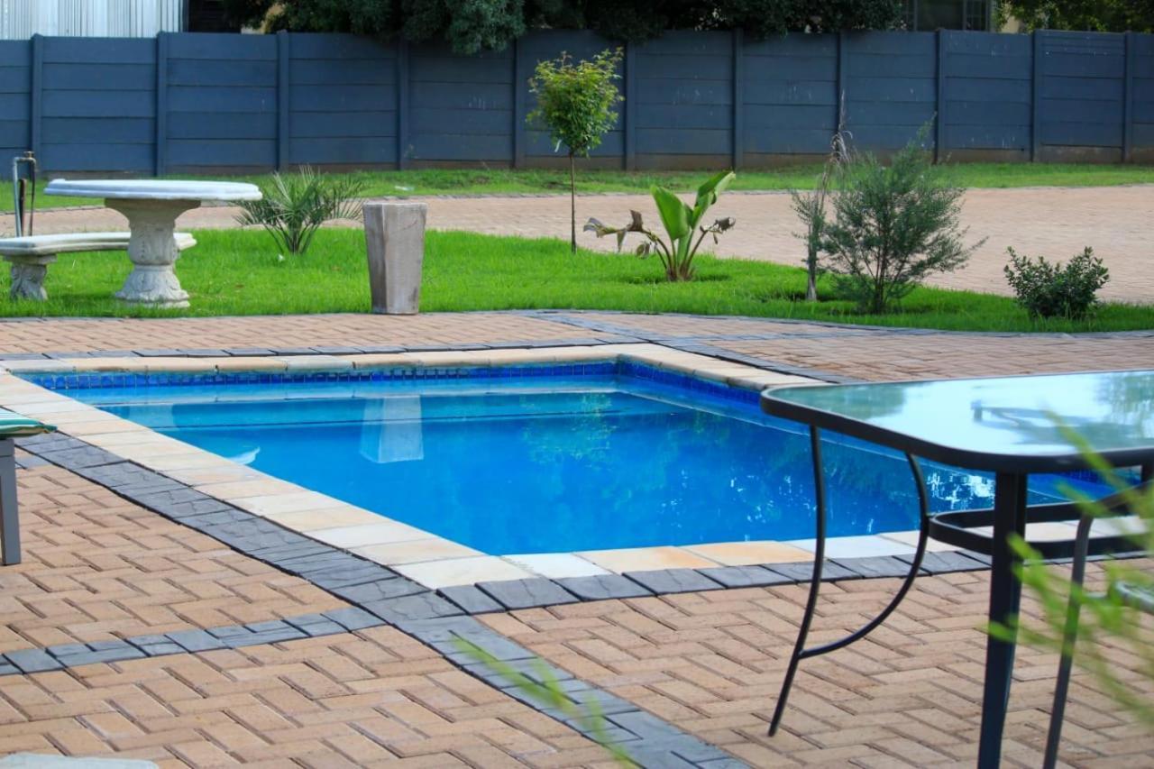 Tranquility Guesthouse Standerton Exterior photo