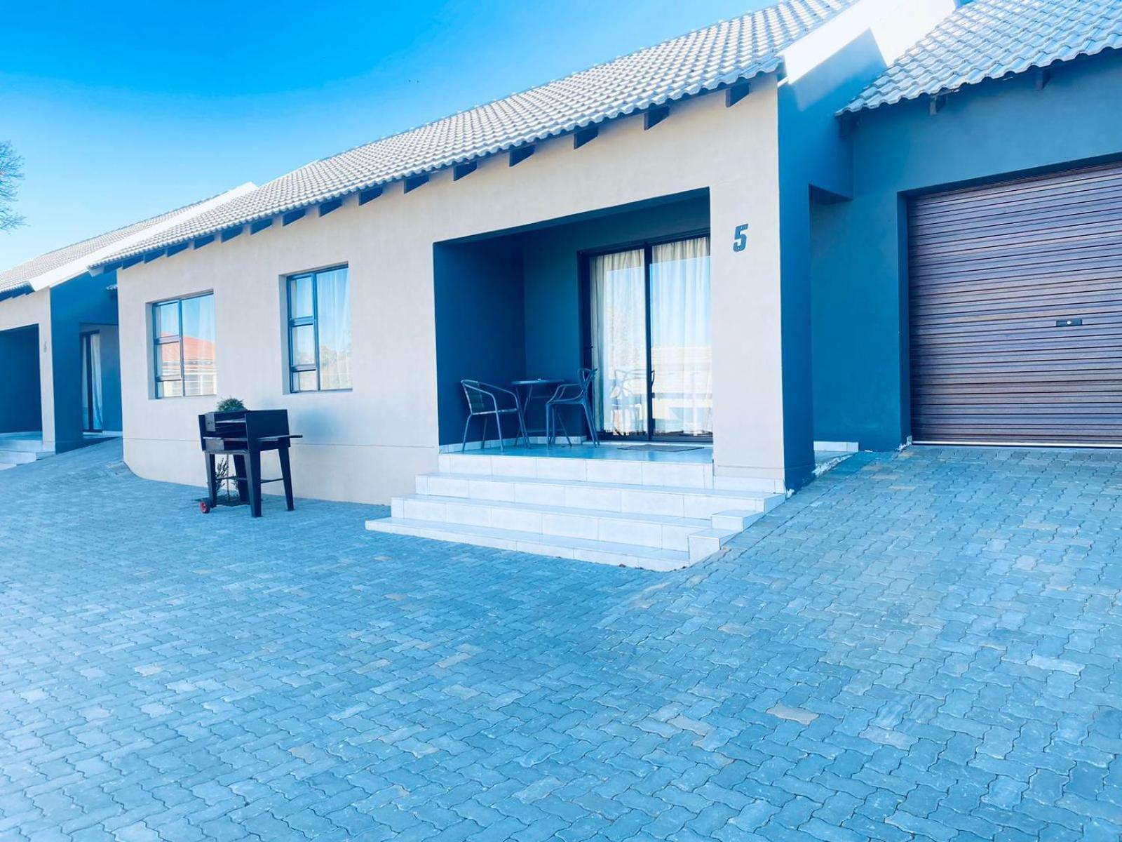 Tranquility Guesthouse Standerton Exterior photo